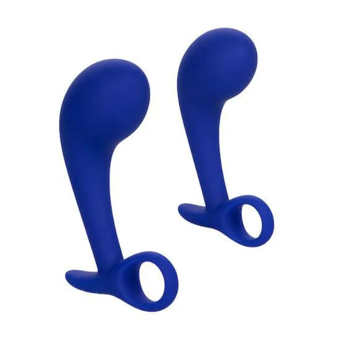 Admiral Anal Training Set (2). Ergonomically curved to enhance stimulation. The smaller plug is 7.5cm by 3.75cm and the larger is 9cm by 4.5cm. It also has an easy retrieval ring.