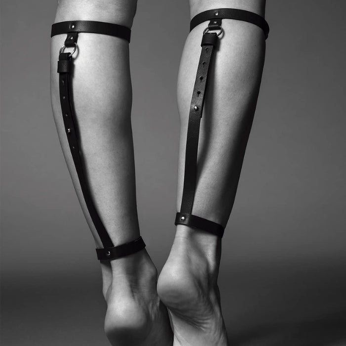 Bijoux Maze Leg Garters are very sensual accessories that are not just for the privacy of the bedroom. These stunning accessories are sure to draw attention exactly where you want it.