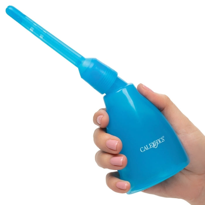 The Ultimate Douche includes a transparent bottle, slip applicator tip and multi-directional probe. The Ultimate Douche is made from Polyethylene.