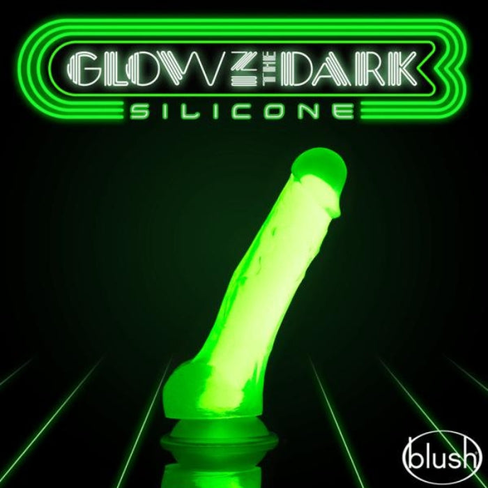 Neo Elite Glow in the Dark dildos feature SENSA FEEL dual density technology: a see-through layer over a firm core that shines in the darkness. The two-layer construction creates an ultra-realistic feel. It is soft yet firm. Neo Elite offers a tapered head for easy insertion. Its above-average length makes using this toy's strong suction cup easier than ever. Or it'll fit into your favorite harness! Made of 100% platinum cured