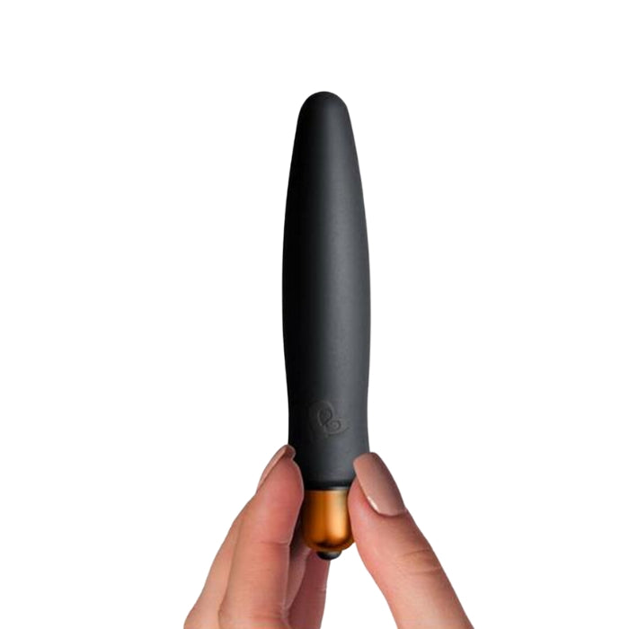 Rocks Off Dark Desires is a versatile set that caters for internal and external stimulation. Delightful and Oh so daring this gorgeous little mischief maker will soon have you bunny hopping with pure pleasure. 7 addictive settings of pure ecstasy are yours to have with this powerful pleasure bullet that comes with 2 silicone covers. 100% waterproof and body safe, 1 x AAA battery included.