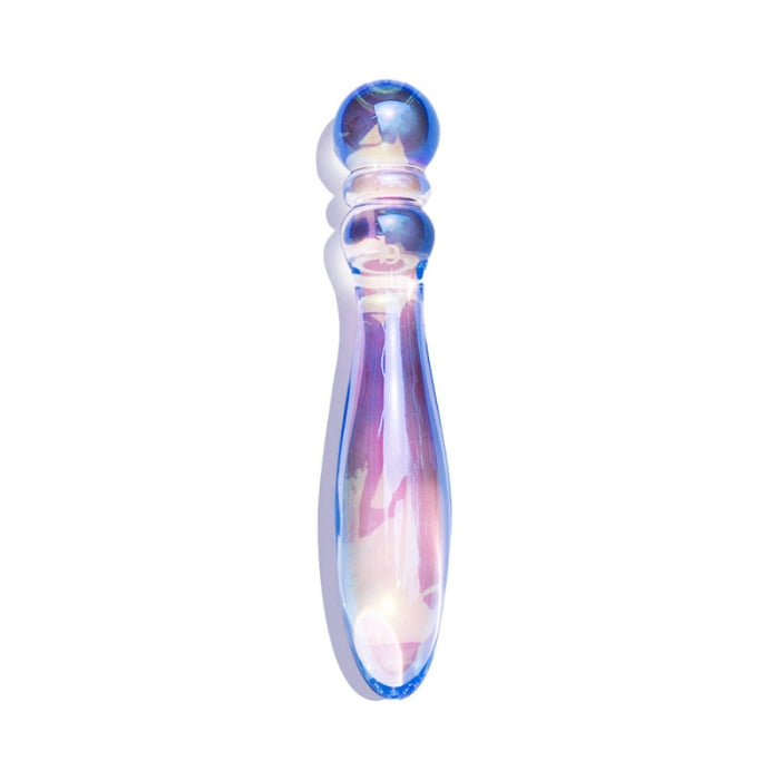 Use Cecii™ as a wand to discover your -or your partner’s body and unlock new levels of pleasure. Handcrafted out of high borosilicate glass, Cecii™ lends itself perfectly to temperature play, where you can either heat Cecii up or cool her down in hot or cold water.