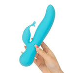 With the intuitive design of Swan’s incremental speed controls, new sensations of pleasure emerge as you progress from the lowest to the highest vibration. At the lowest setting, the clitoral arm delivers a delicate tapping motion. Continue pressing the button, and you are gradually elevated through all of the variable motions until you find yourself at an intense fluttering sensation. The Kissing Swan also features a strong rotating shaft that adds a beautiful sensuality to your experience.